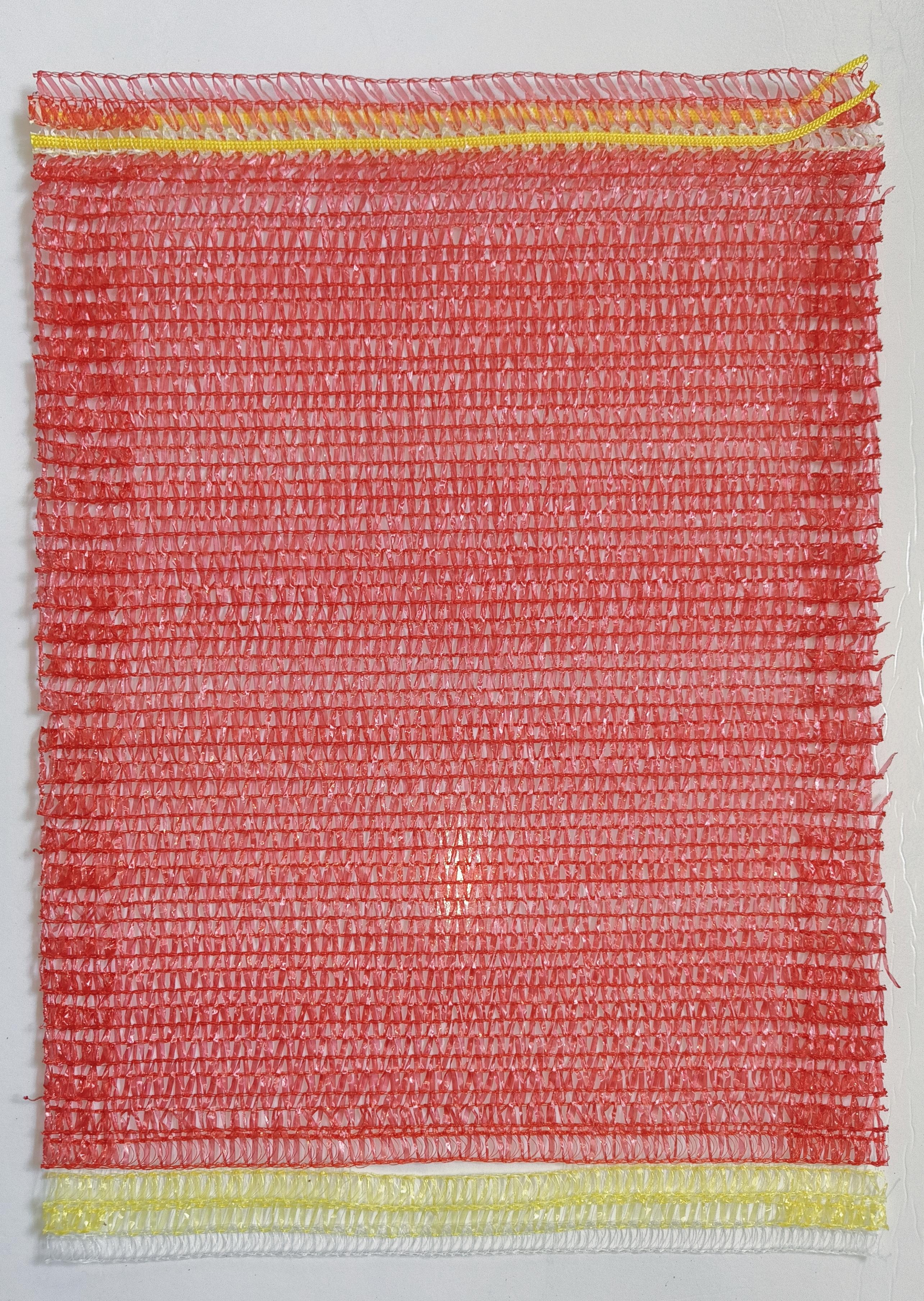 23×34 红色网眼袋